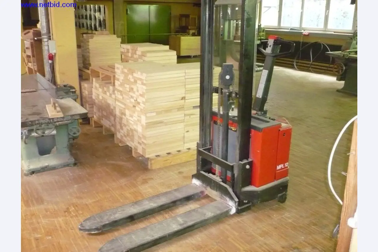 Mecanizado de madera y máquinas-herramienta para la fabricación de mecanismos y cajas de relojes de cuco mecánicos-1