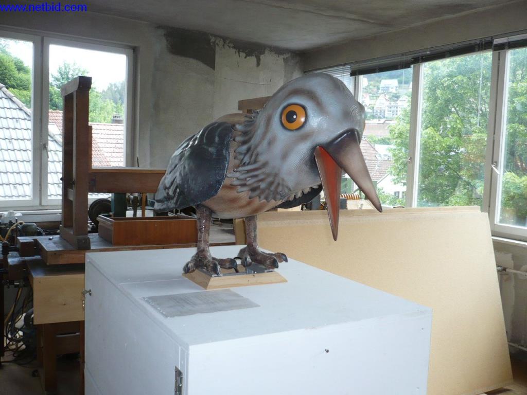 Dřevoobráběcí a obráběcí stroje pro výrobu mechanických hodinových strojků a skříní pro kukačky-1