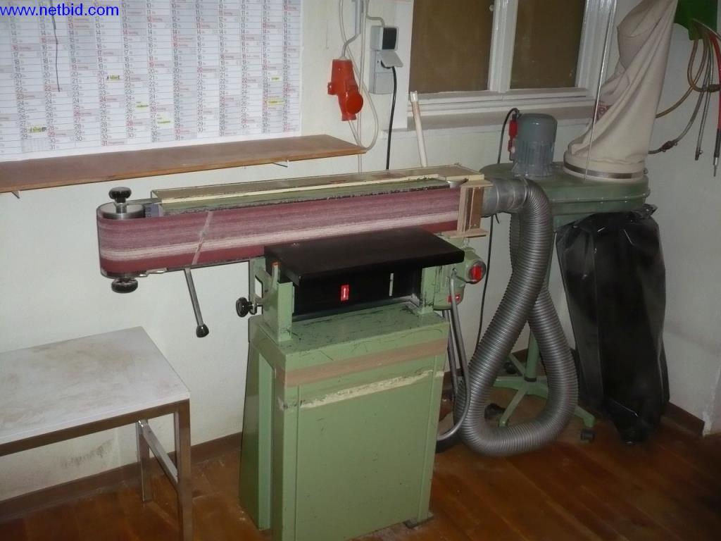 Holzbearbeitungs- und Werkzeugmaschinen zur Herstellung von mechanischen Kuckucksuhrwerken und -gehäusen-1