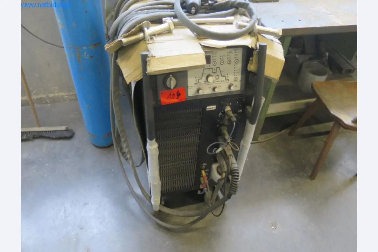 Máquinas de mecanizado, tecnología de soldadura, herramientas manuales y otros bienes de equipo-1