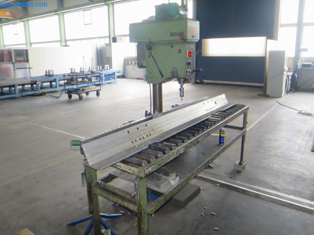 Machines d'usinage, technique de soudage, outils manuels et autres biens d'équipement-1