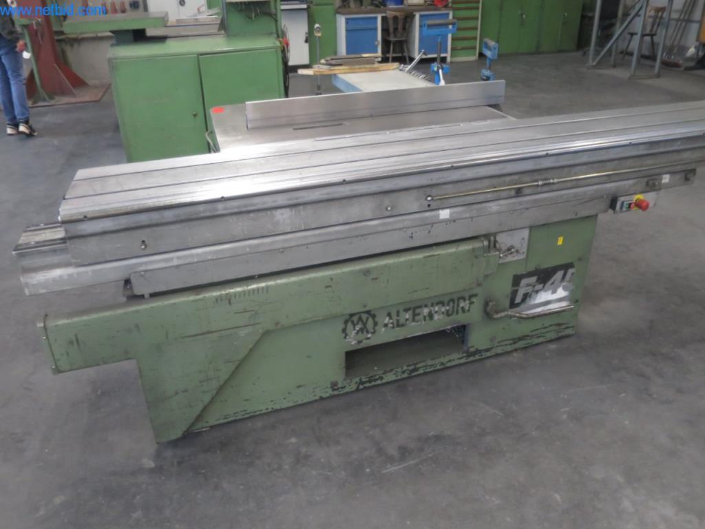 Machines d'usinage, technique de soudage, outils manuels et autres biens d'équipement-3