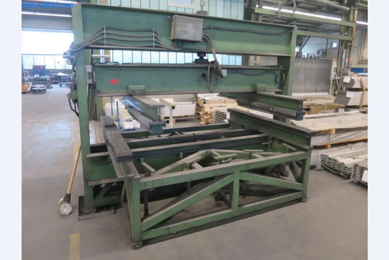 Cutting machines, welding technology, hand tools and other assets-1