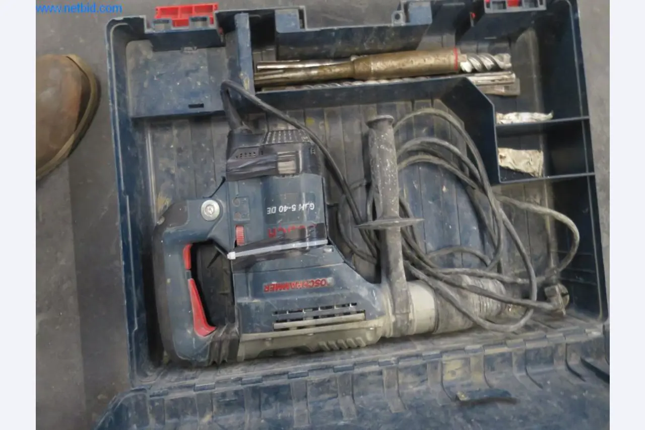Máquinas de maquinagem, tecnologia de soldadura, ferramentas manuais e outros bens de equipamento-1