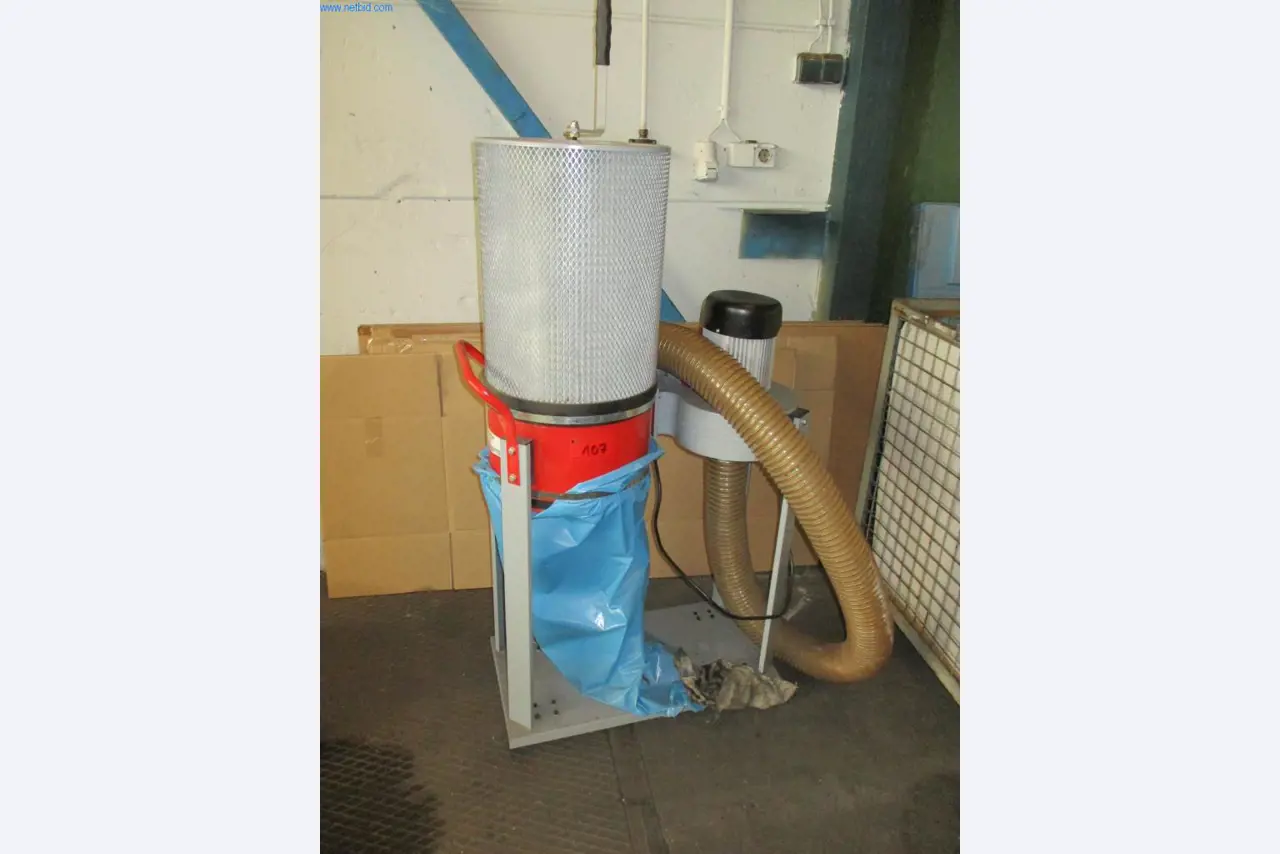 Maschinen aus dem Bereich Kunststoff-Spritzguss
-1