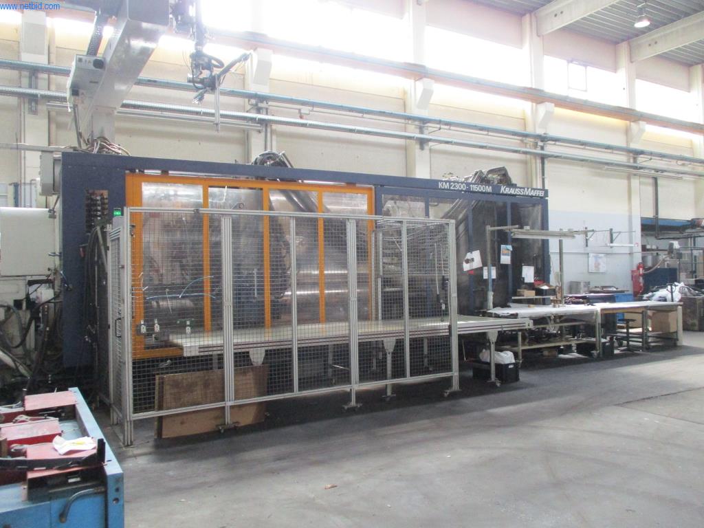 Stroji za brizganje plastike
-4