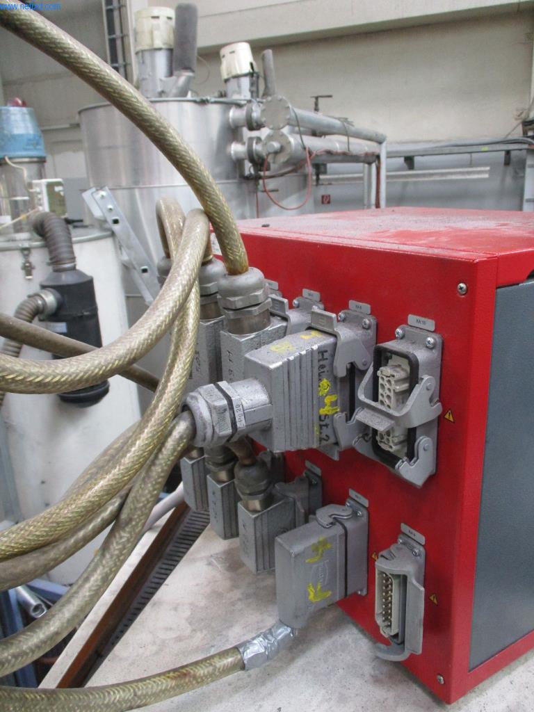 Máquinas do sector da moldagem por injeção de plástico
-3