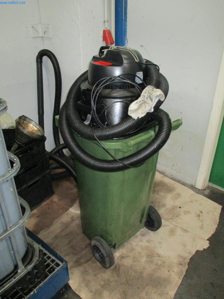 Machines from the field of plastic injection molding-1