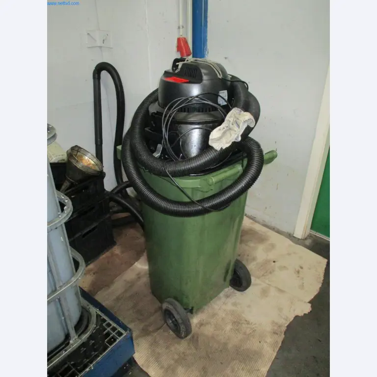 Máquinas del sector de la inyección de plásticos
-1