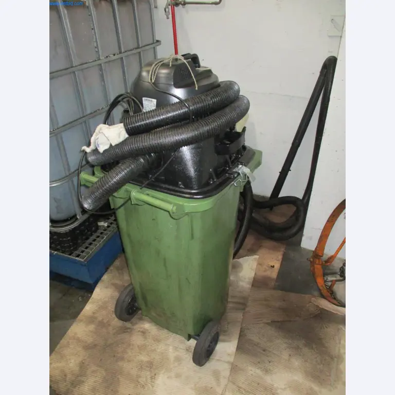 Máquinas del sector de la inyección de plásticos
-3