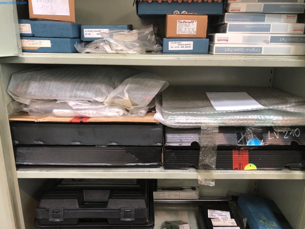 Máquinas del sector de la inyección de plásticos
-3