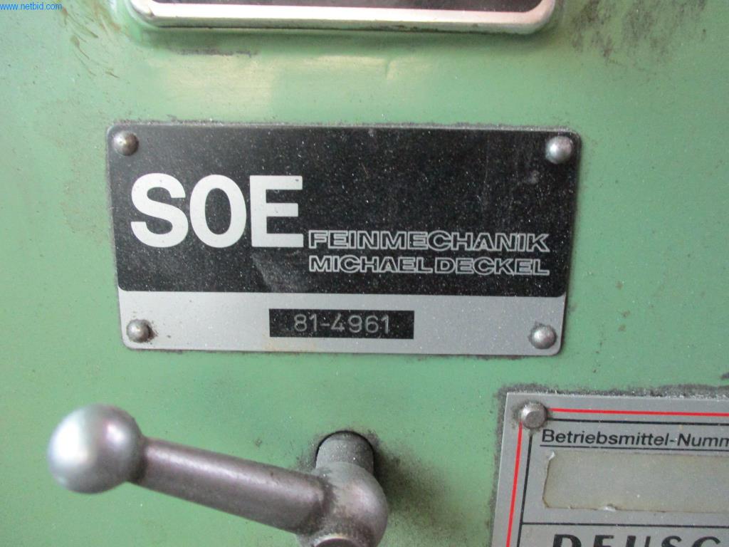 Stroje pro vstřikování plastů
-3