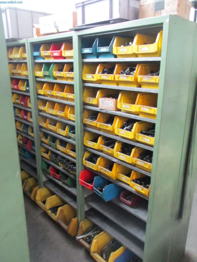 Stroje pro vstřikování plastů
-5