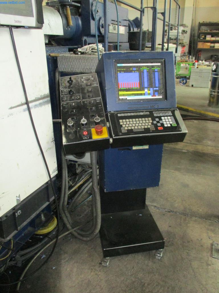 Máquinas do sector da moldagem por injeção de plástico
-5