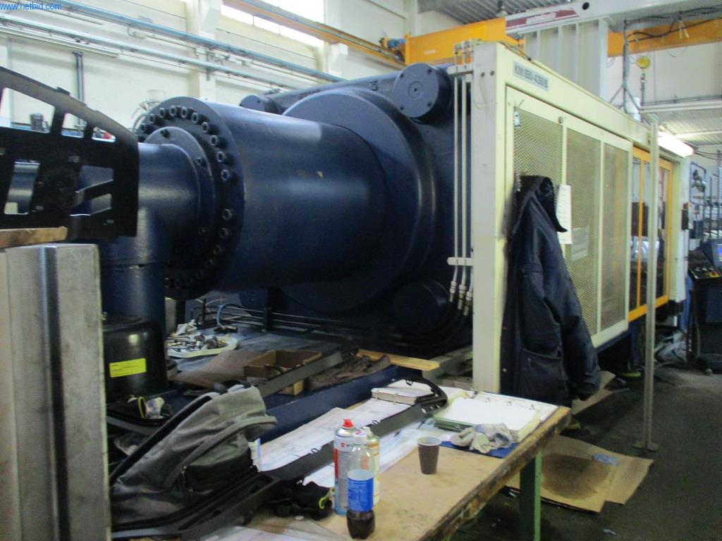 Máquinas do sector da moldagem por injeção de plástico
-7