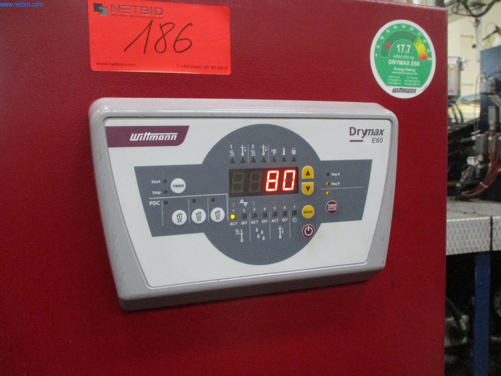 Máquinas del sector de la inyección de plásticos
-3