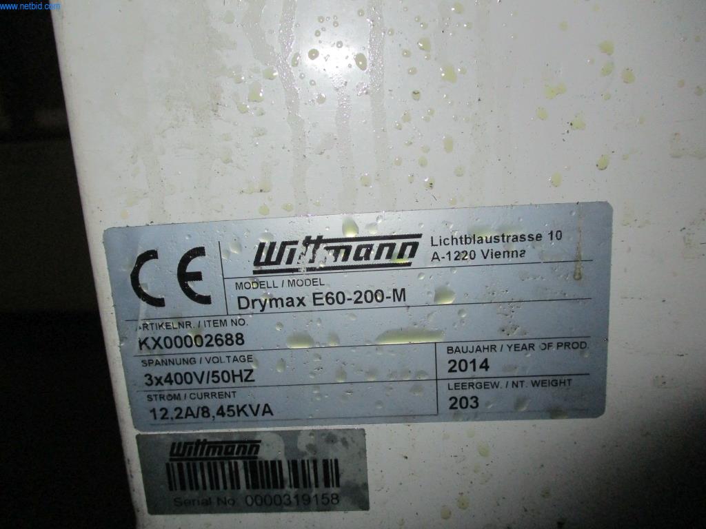 Máquinas del sector de la inyección de plásticos
-4