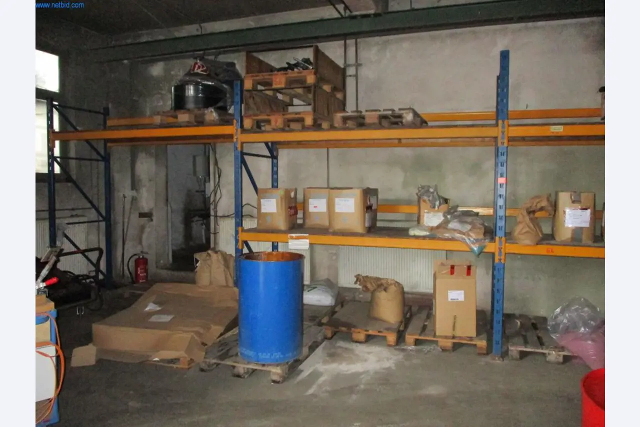 Machines du secteur de l'injection plastique
-1