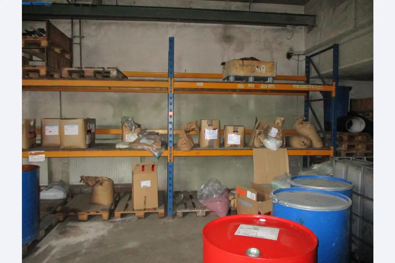 Machines du secteur de l'injection plastique
-2