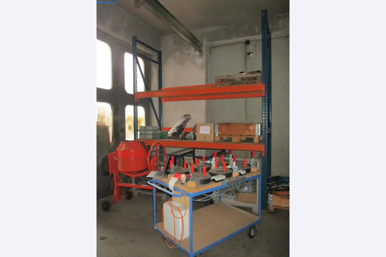 Machines du secteur de l'injection plastique
-3