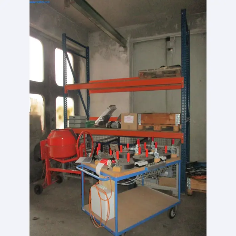 Machines du secteur de l'injection plastique
-3