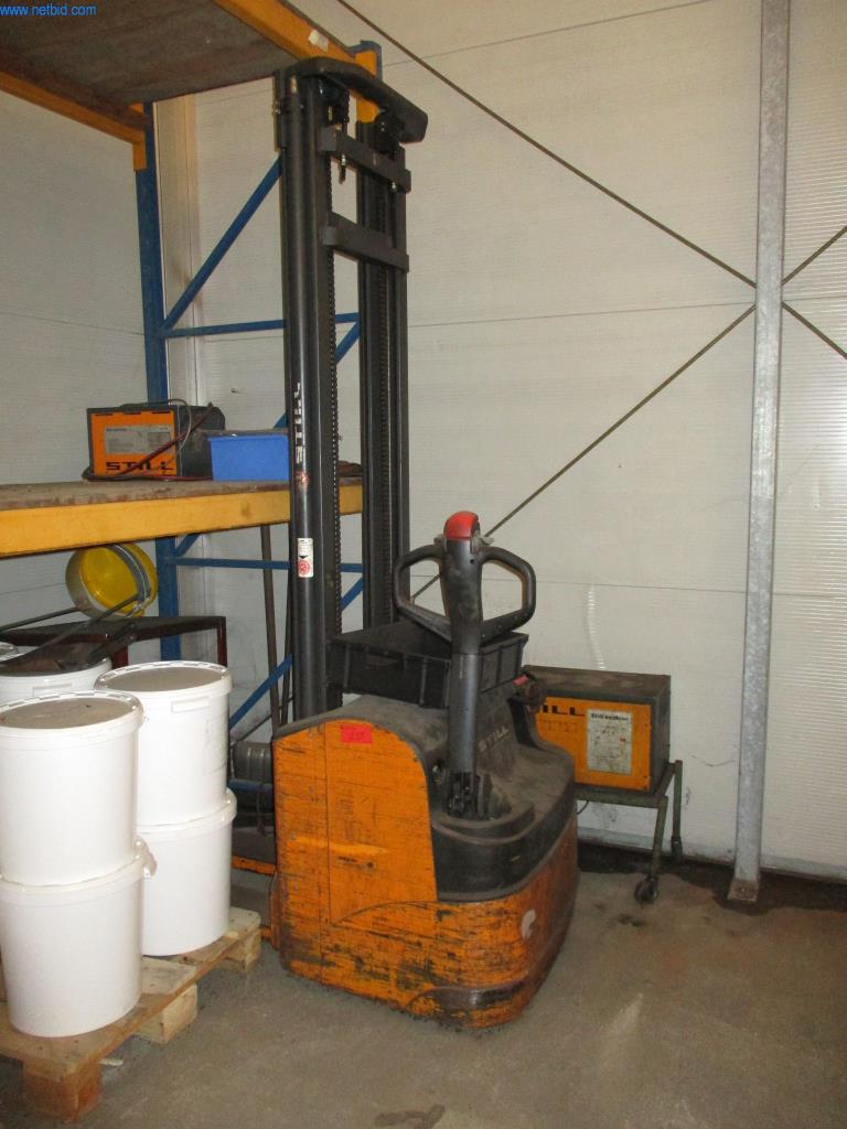 Machines du secteur de l'injection plastique
-2