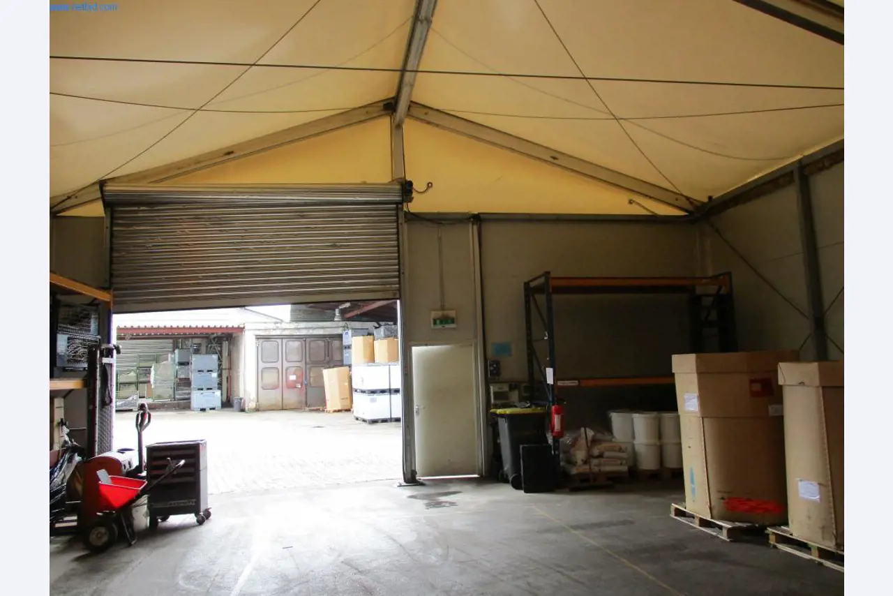 Máquinas del sector de la inyección de plásticos
-4