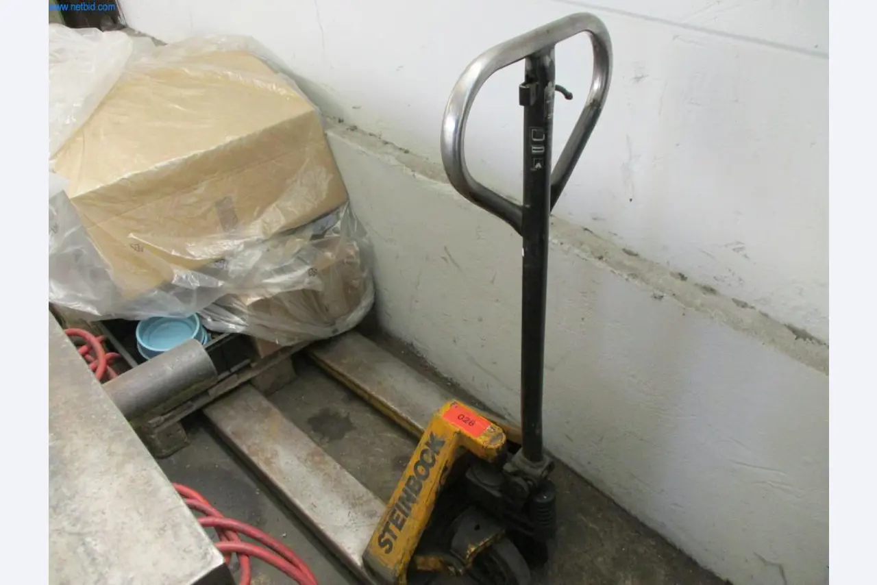 Máquinas do sector da moldagem por injeção de plástico
-1