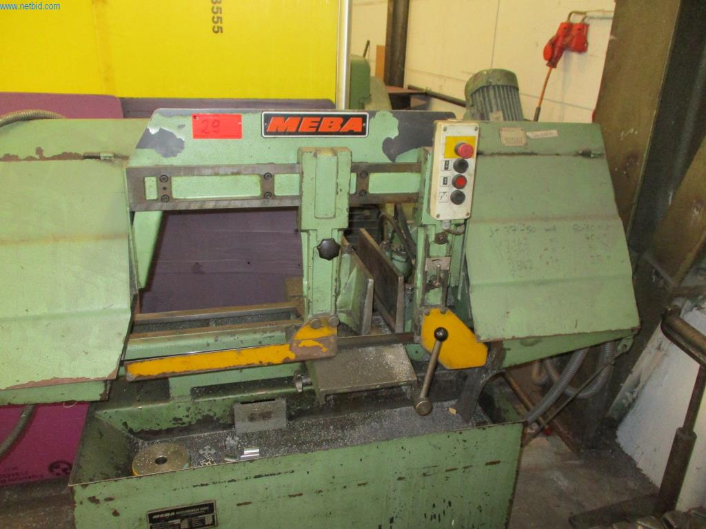 Maschinen aus dem Bereich Kunststoff-Spritzguss
-2