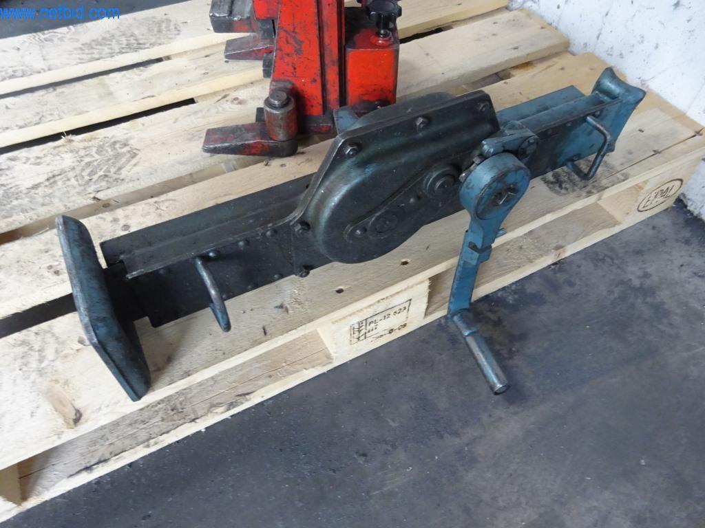 Máquinas do sector da moldagem por injeção de plástico
-6