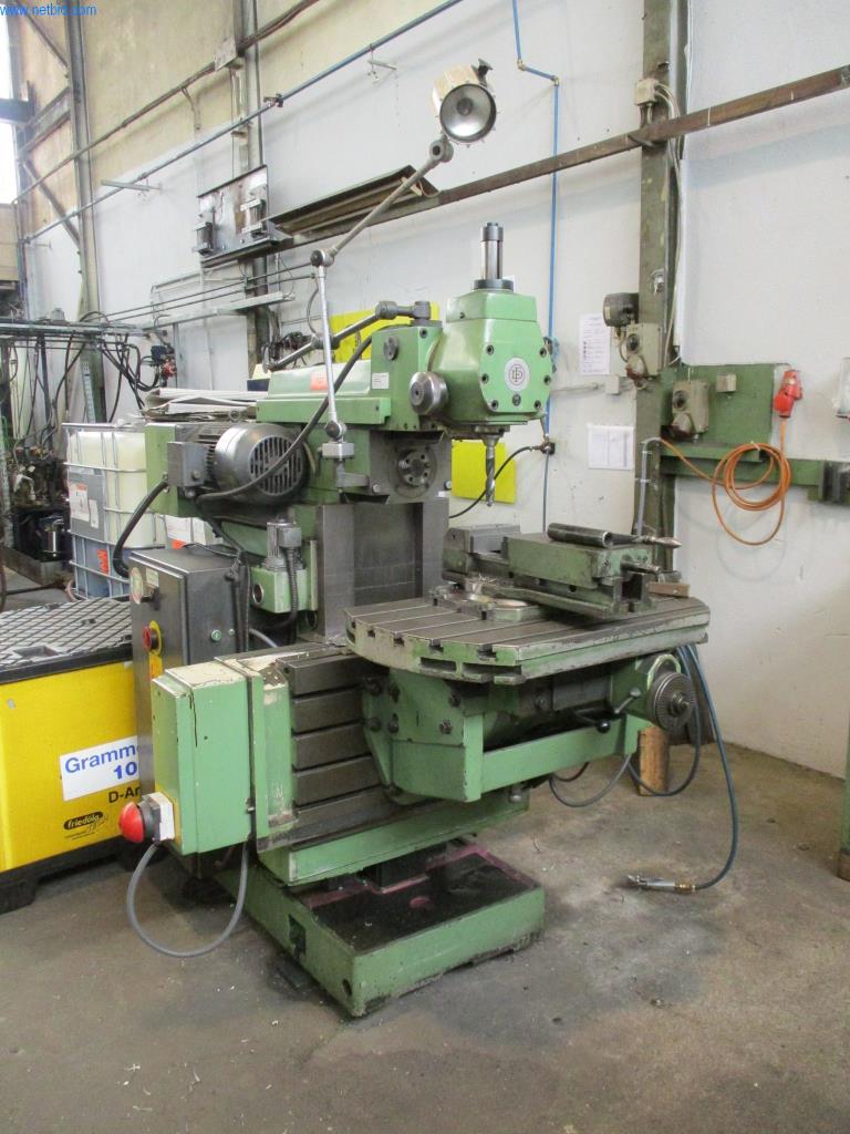 Machines du secteur de l'injection plastique
-1