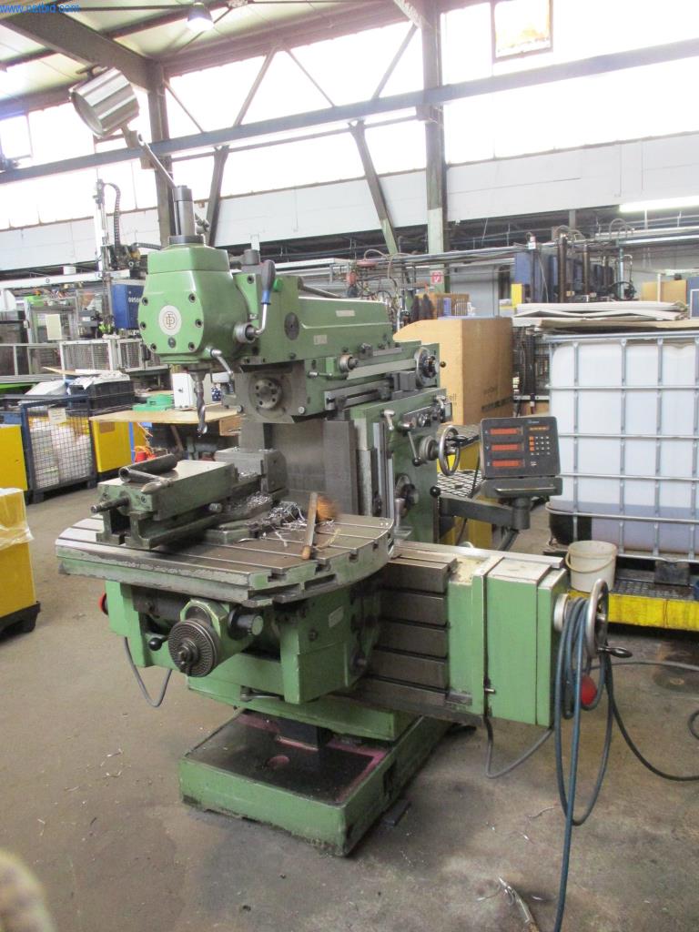 Machines du secteur de l'injection plastique
-2