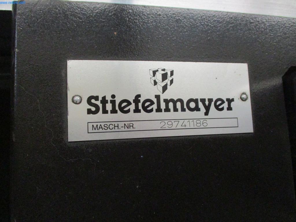 Máquinas del sector de la inyección de plásticos
-6