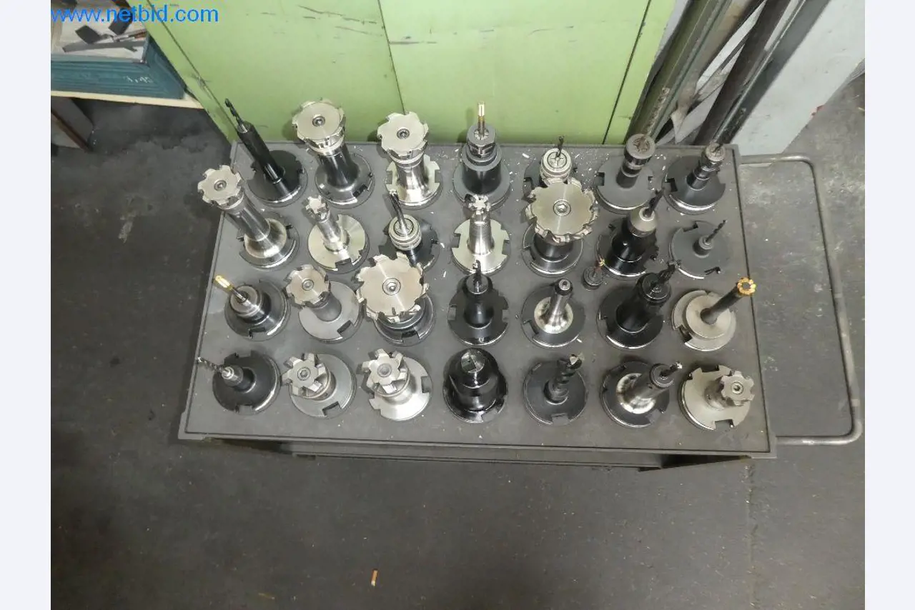 Máquinas de corte, tecnología de soldadura, herramientas manuales y otros activos fijos-2