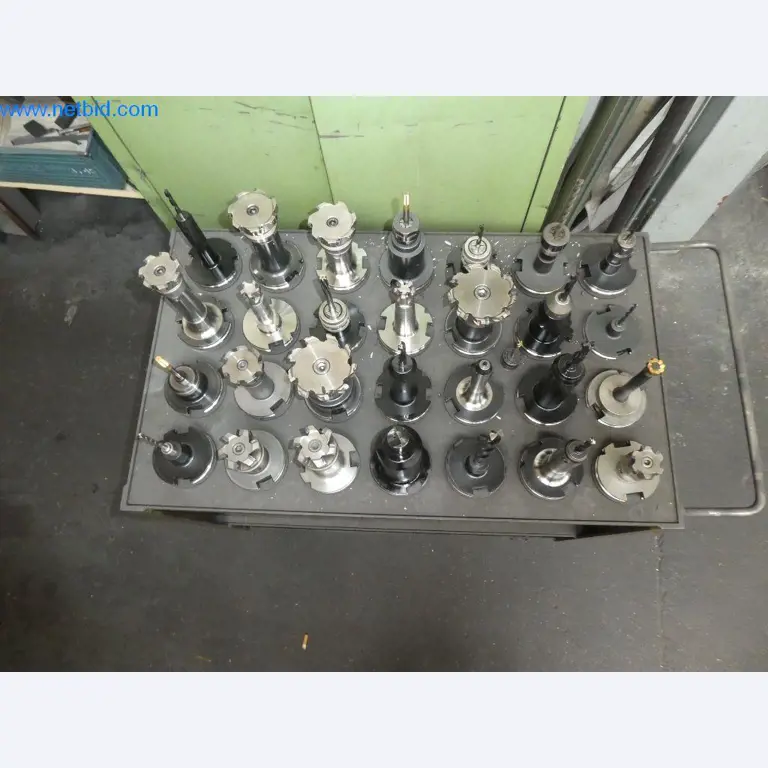 Máquinas de corte, tecnología de soldadura, herramientas manuales y otros activos fijos-2