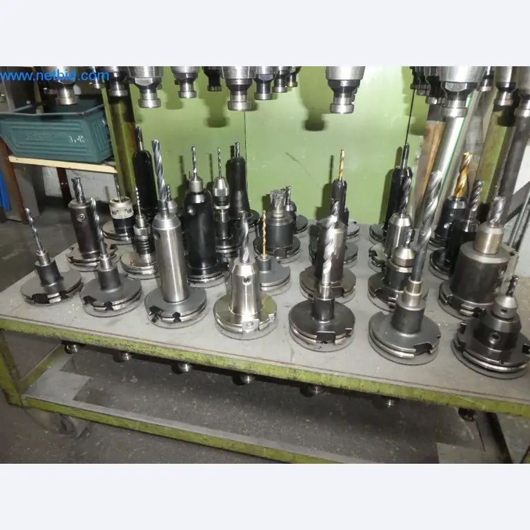 Máquinas de corte, tecnología de soldadura, herramientas manuales y otros activos fijos-3