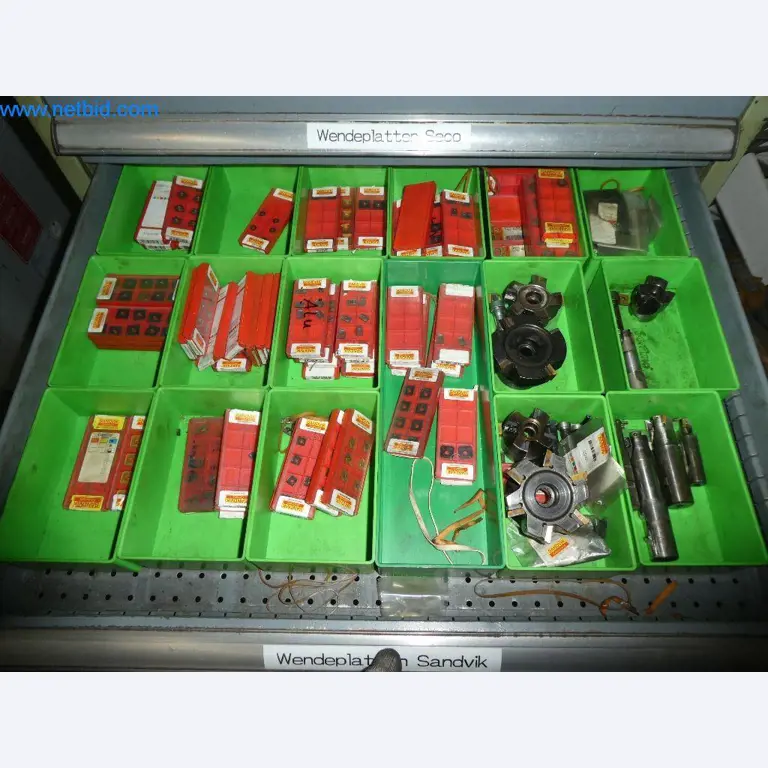 Máquinas de corte, tecnología de soldadura, herramientas manuales y otros activos fijos-3