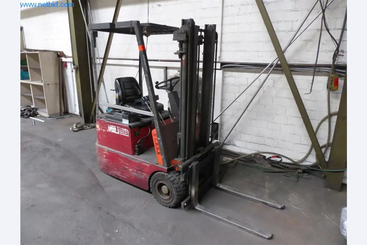 Máquinas de corte, tecnología de soldadura, herramientas manuales y otros activos fijos-1