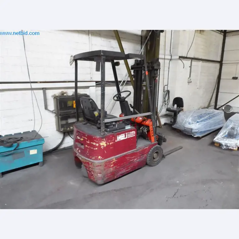 Máquinas de corte, tecnología de soldadura, herramientas manuales y otros activos fijos-2