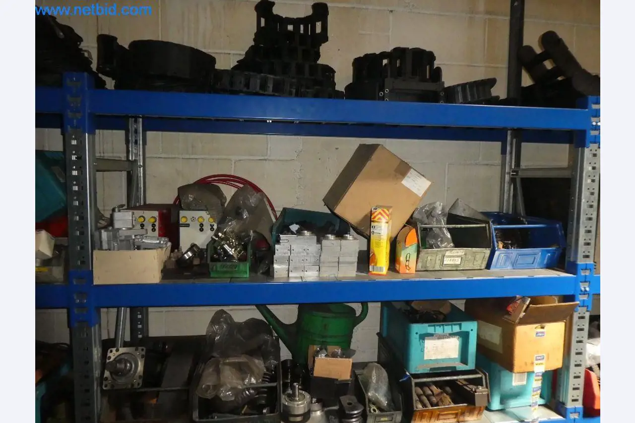 Máquinas de corte, tecnología de soldadura, herramientas manuales y otros activos fijos-30