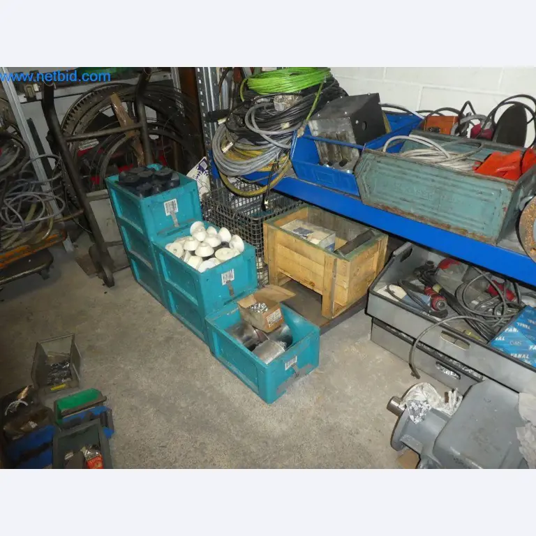 Máquinas de corte, tecnología de soldadura, herramientas manuales y otros activos fijos-6