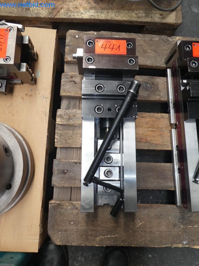 Máquinas de corte, tecnología de soldadura, herramientas manuales y otros activos fijos-2