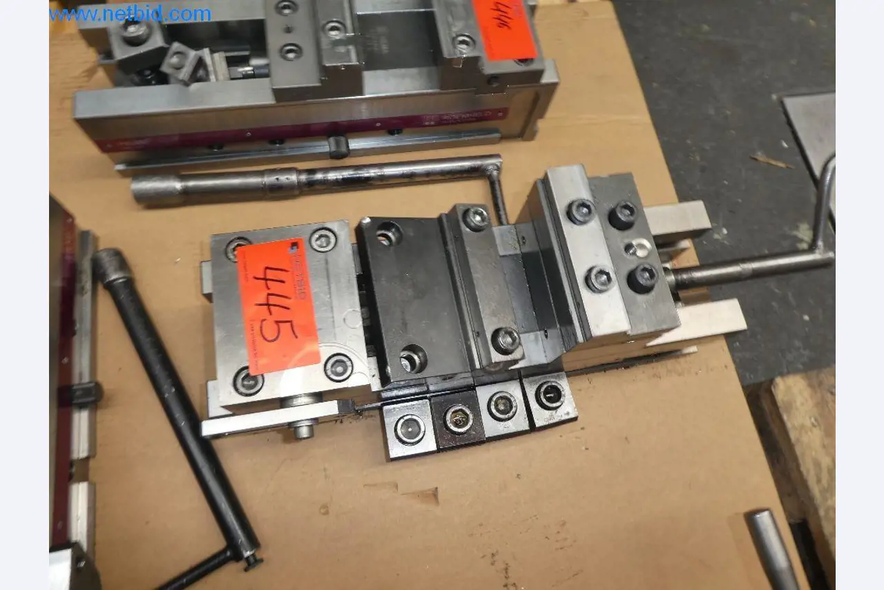 Máquinas de corte, tecnología de soldadura, herramientas manuales y otros activos fijos-1