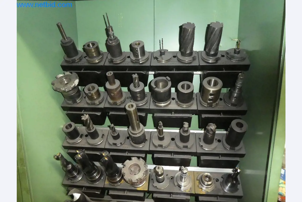 Máquinas de corte, tecnología de soldadura, herramientas manuales y otros activos fijos-2