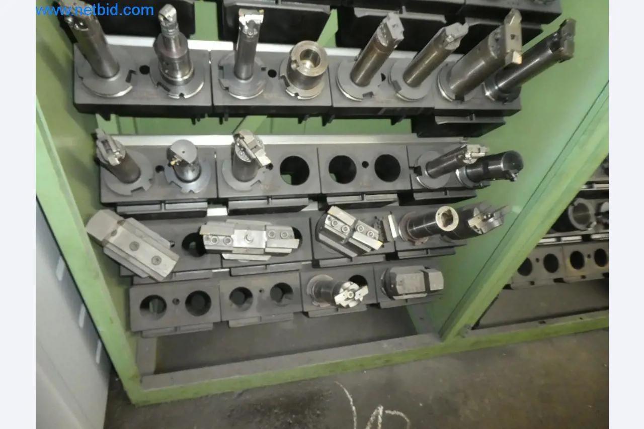 Máquinas de corte, tecnología de soldadura, herramientas manuales y otros activos fijos-2