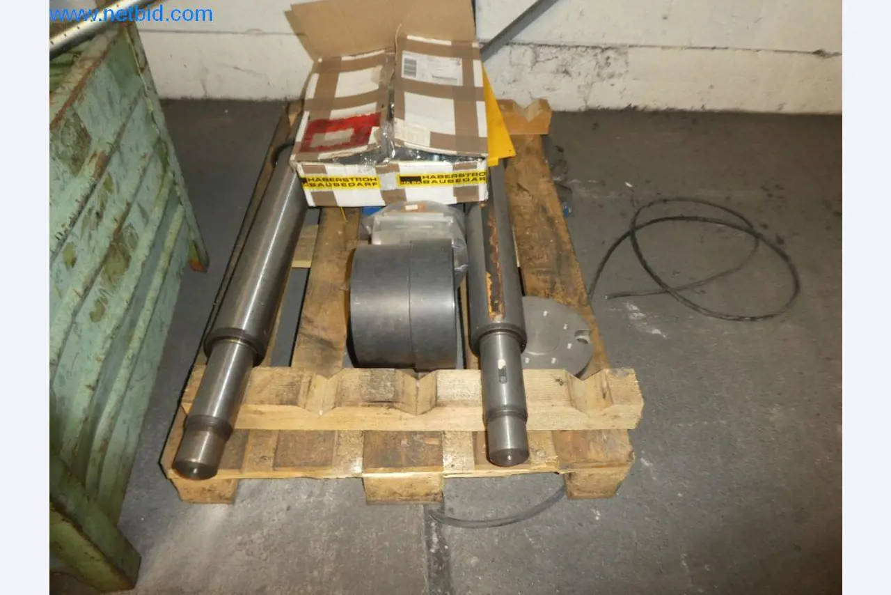 Máquinas de corte, tecnología de soldadura, herramientas manuales y otros activos fijos-21