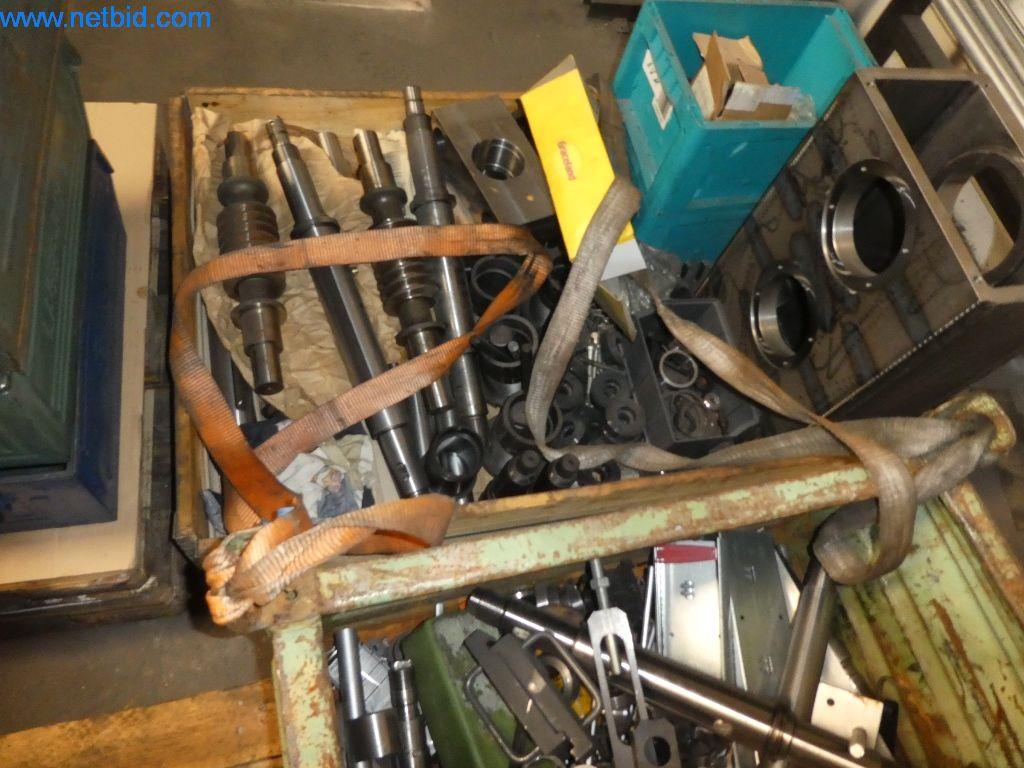 Máquinas de corte, tecnología de soldadura, herramientas manuales y otros activos fijos-22