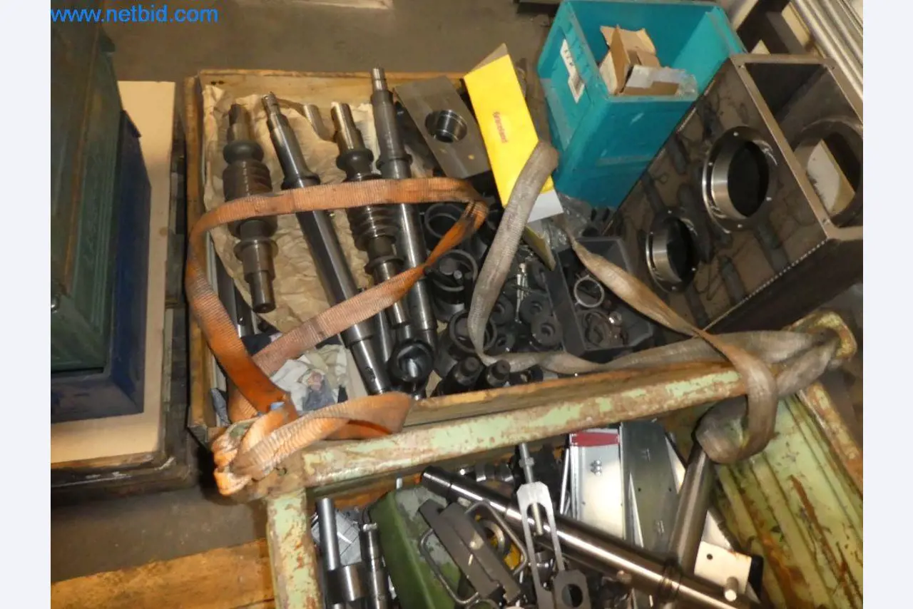 Máquinas de corte, tecnología de soldadura, herramientas manuales y otros activos fijos-22