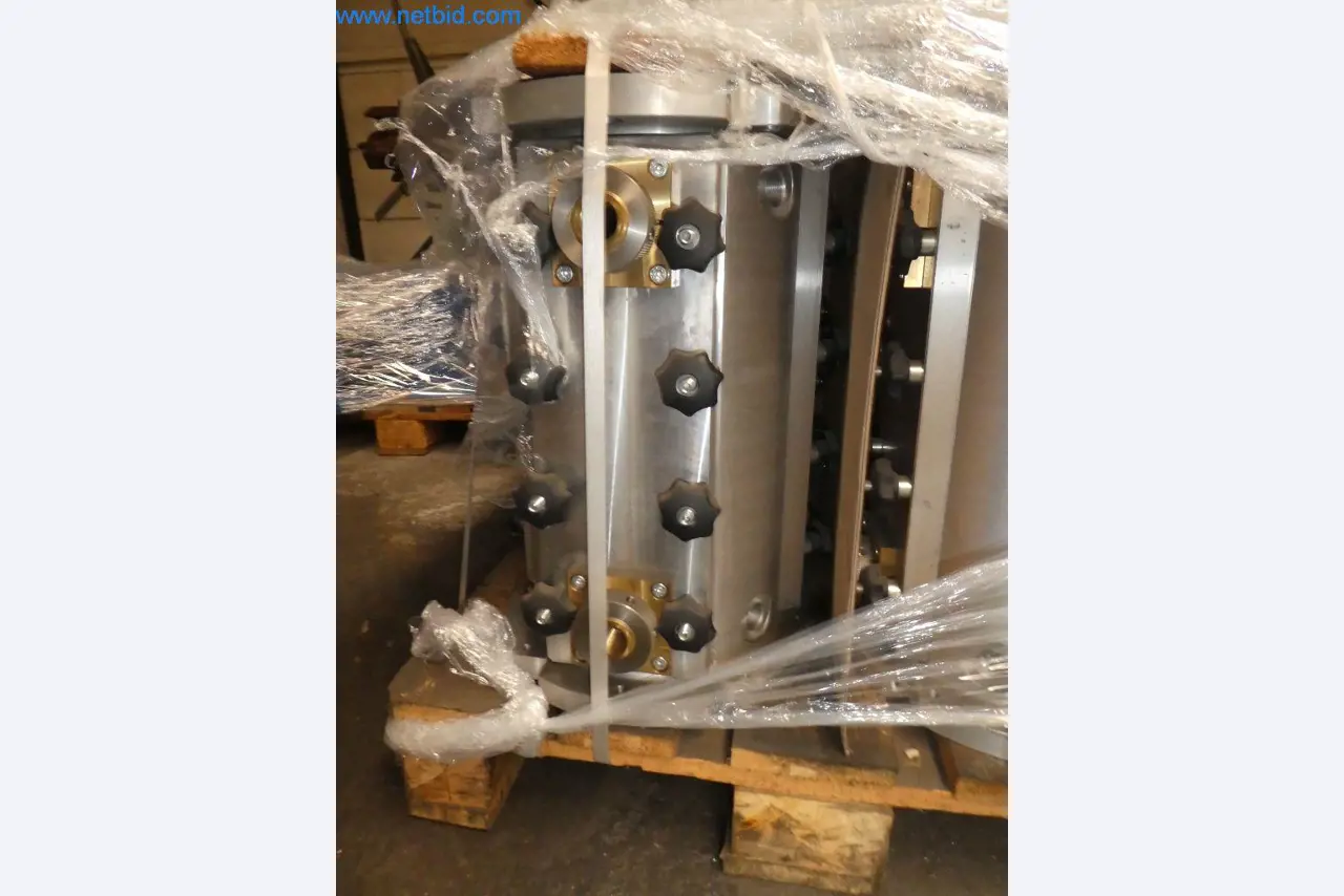 Máquinas de corte, tecnología de soldadura, herramientas manuales y otros activos fijos-31