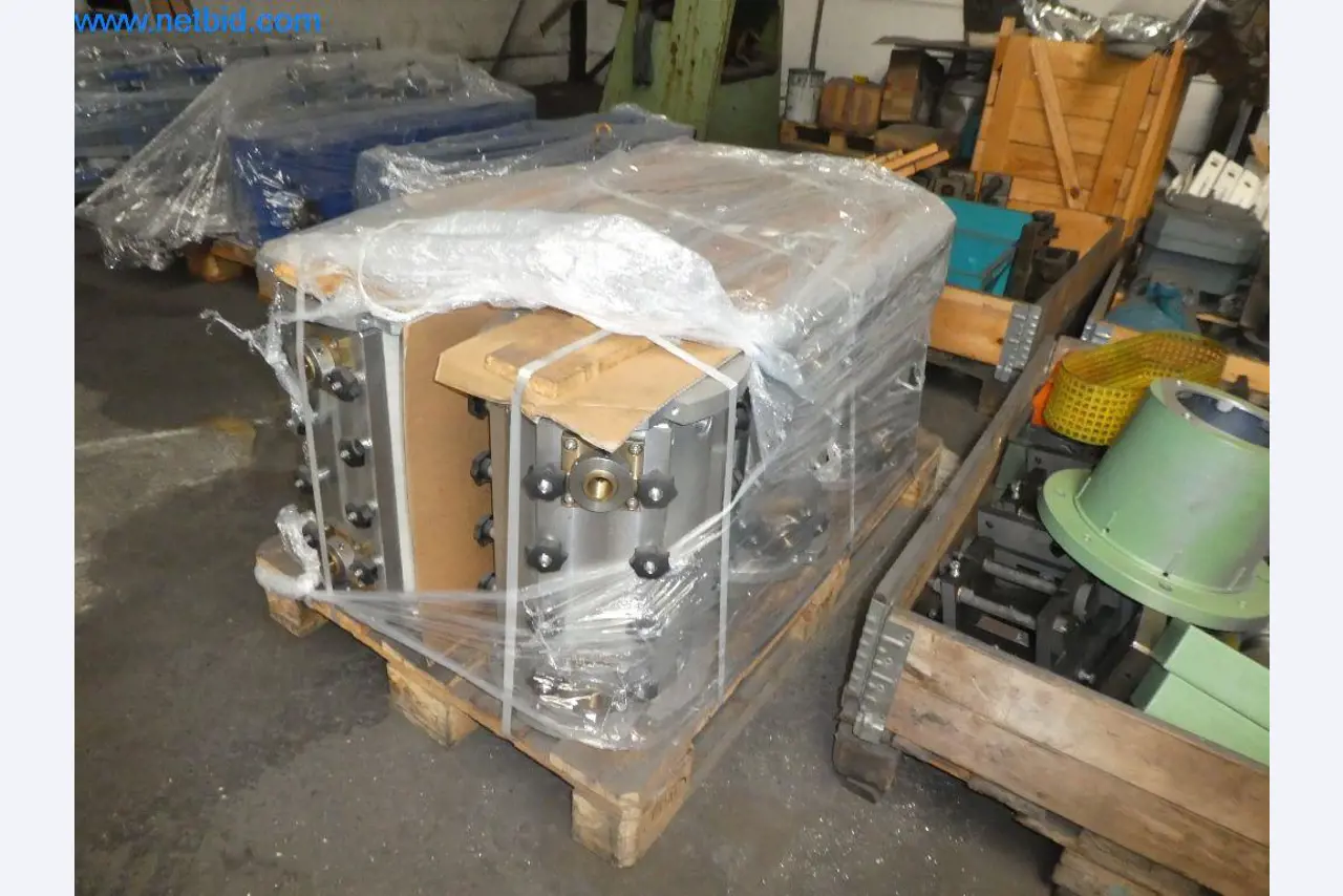 Máquinas de corte, tecnología de soldadura, herramientas manuales y otros activos fijos-32